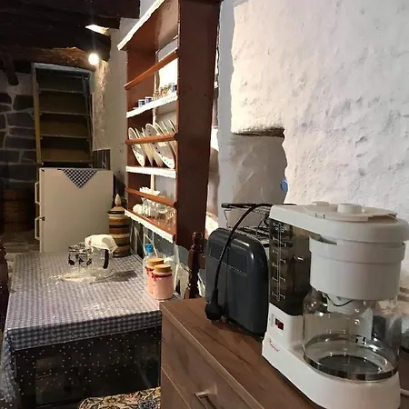 Angelica アパート アノ・シロス